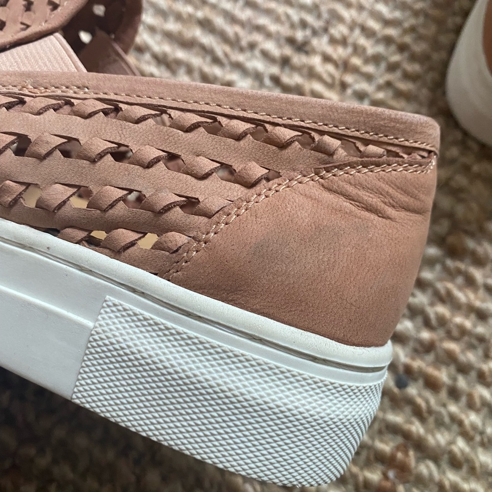 Seychelles latest nude leather slip on sneakers - Picture 9 of 9